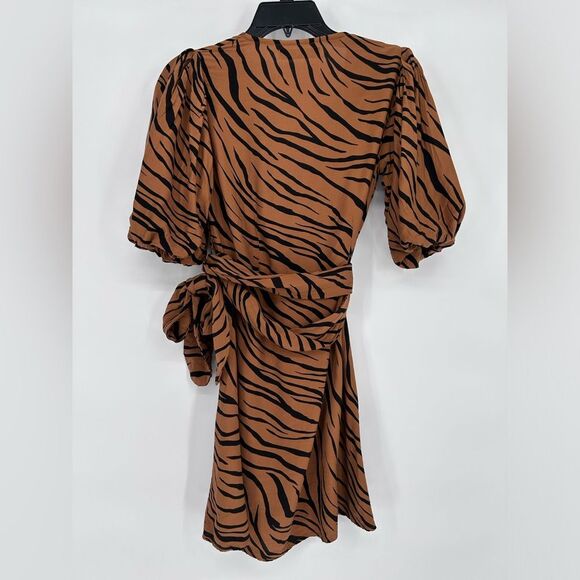 Faithfull the Brand Marissa Wrap Dress Tiger Animal Print Size 2 XS - Picture 2 of 4